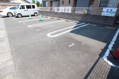 【駐車場】 | シャトーオーランド