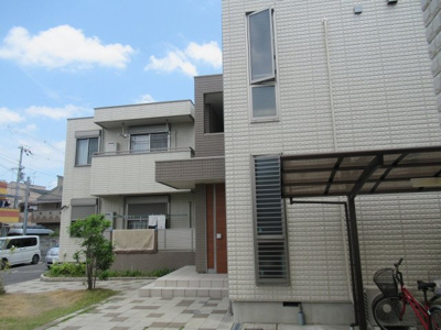 【外観】 | ラ・リベルテ北館（長瀬賃貸) | 建物外観を気になさる方へ、見た目の良い物件です