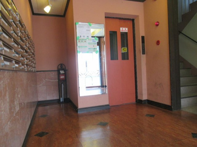 【ロビー】 | ミドービル（八戸ノ里賃貸） | 建物の内部です