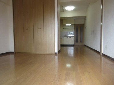 【居間・リビング】 | ミドービル（八戸ノ里賃貸） | リビングです