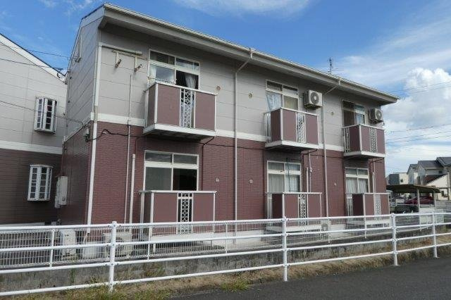 岡山市北区門前のアパートの外観