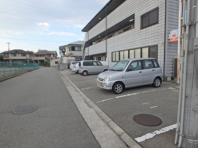 東邦パレスの駐車場