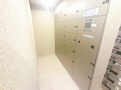 【その他共用部分】 | ブランズ宮崎台プレイス | 宅配ボックス