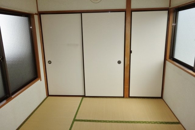 シャトー青井の和室