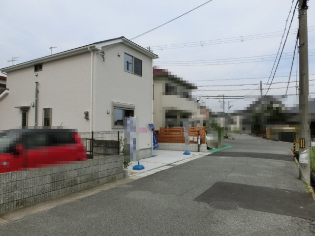 神戸市第7西区北別府　新築戸建の前面道路含む現地写真