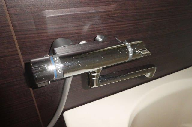 エスペランサＡの浴室|サーモスタッド付き水栓
