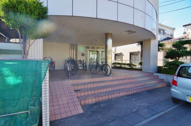 ライフパルのエントランス