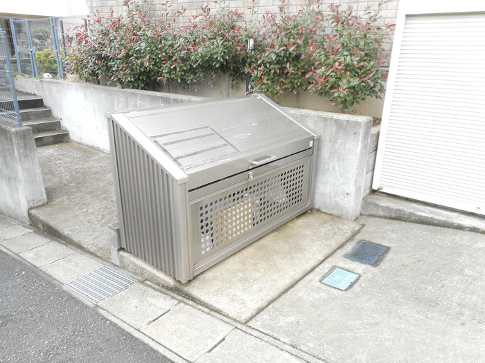 メゾン・ルミエールのその他