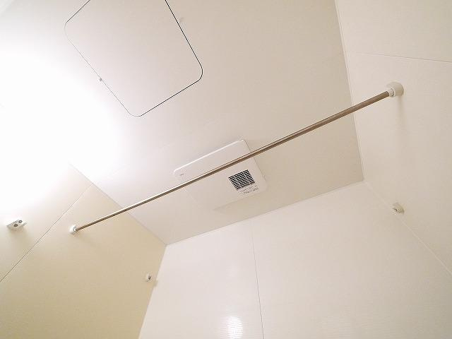 メゾン　エスポワールの駐車場|駐車場完備です