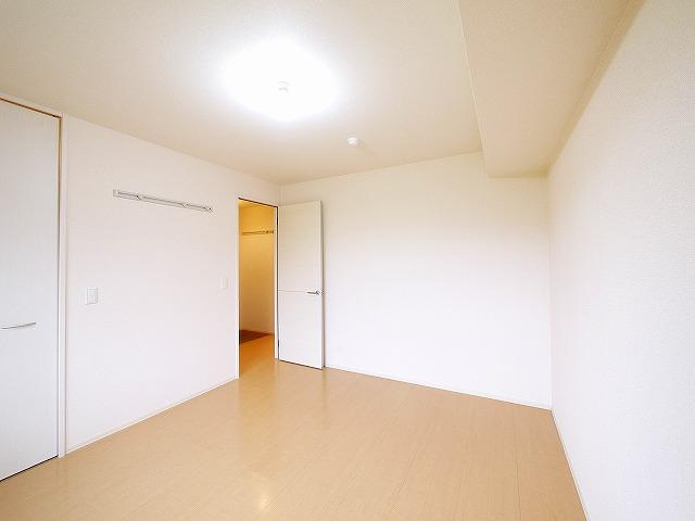 メゾン　エスポワールの洋室|ゆったりした洋室です