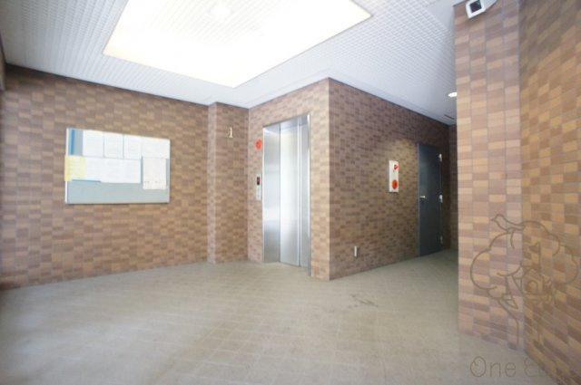 エスティライフ梅田北のロビー