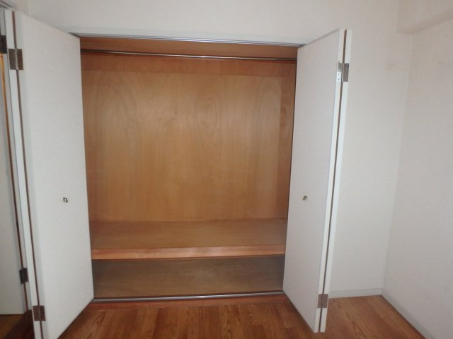 イーストタウンの収納