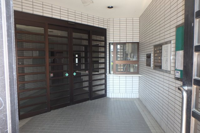 イーストタウンのロビー