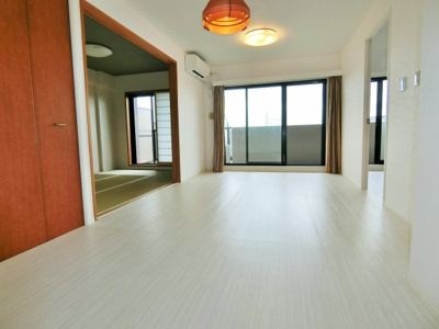 【居間・リビング】 | ナイスグランソレイユ越戸