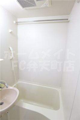 【浴室】 | ハッピーパール | 落ち着いた空間のお風呂です