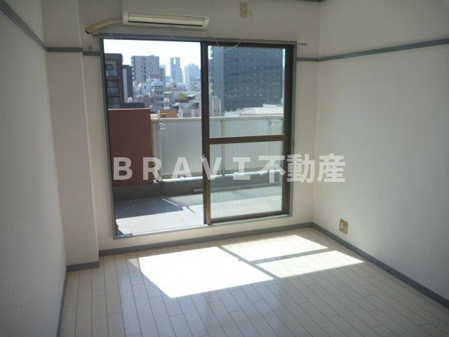 KTI南森町　BRAVI不動産の寝室|ゆとりの広さです