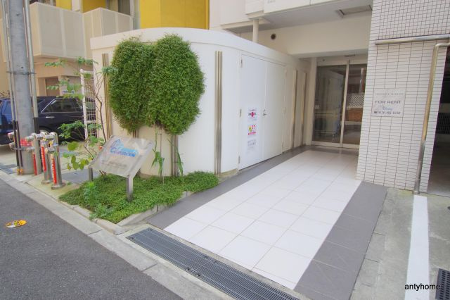 プレサンスＮＥＯ中之島公園　仲介手数料無料のエントランス