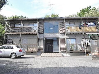 【外観】 | ドルフ宮前 | 東急田園都市線「溝の口」駅にアクセス可能な最寄りバス停より徒歩3分の2階建てアパート☆雨の日の通勤やお出かけもバス利用でスムーズです♪