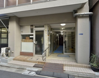 【エントランス】