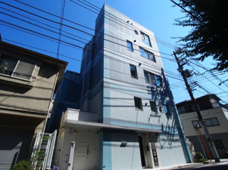 【外観】 | エントランスがある北西側からみた外観。