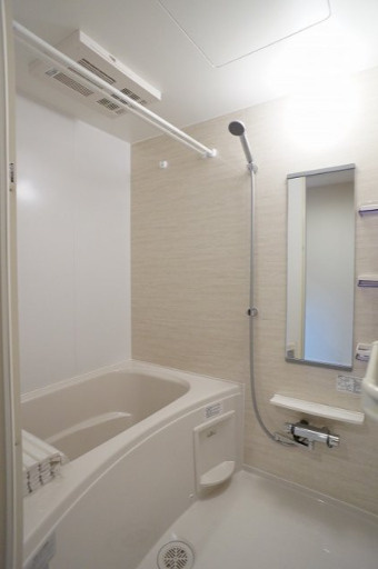 【浴室】 | monte y | 浴室乾燥機能、追い焚き機能給湯の浴室です