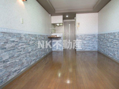 【居間・リビング】 | CTビュー小阪（八戸ノ里賃貸） | 綺麗な洋室です