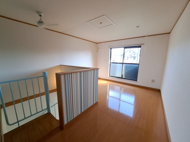 Park Side美里の洋室