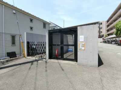 【その他共用部分】 | 東急ドエルアルス五月台白鳥 | 敷地内ごみ置き場でごみ出しもらくらく～♪忙しい社会人さんや主婦さんにもうってつけ！