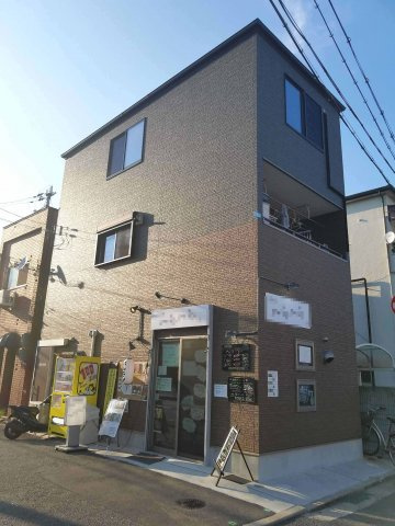 堺市堺区大浜南町　店舗付住宅の外観