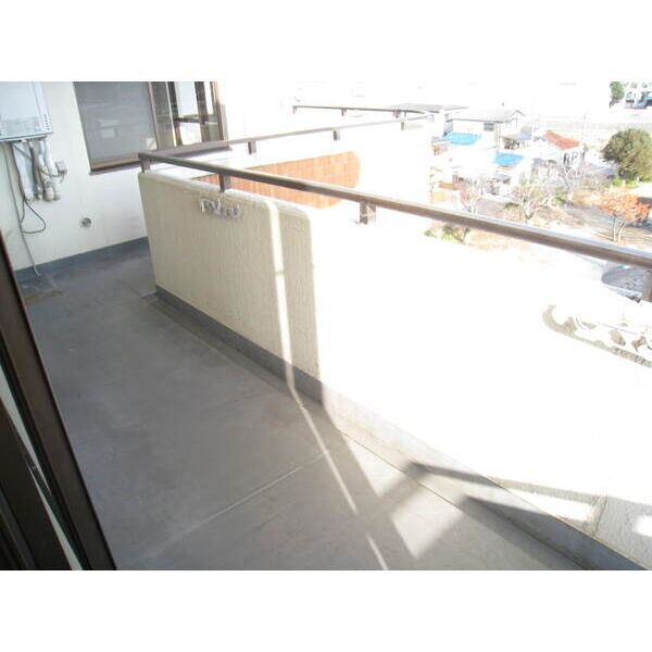 ハッピーコート明石のバルコニー