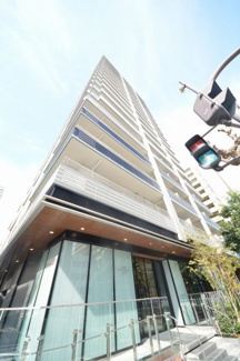 【外観】 | プラウドタワー安堂寺　地上21階建てのタワーマンション