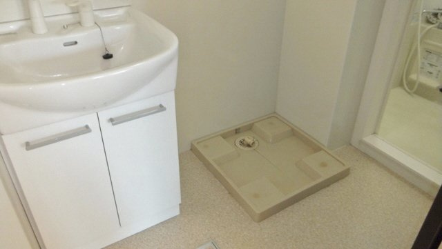 アークＴＯＷＡの洗面所|室内洗濯機置き場