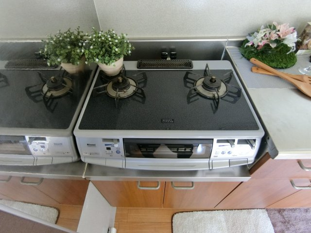 テンダーヴィラB棟のキッチン