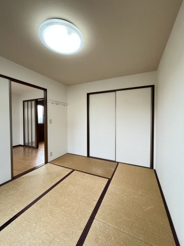 テンダーヴィラB棟の和室