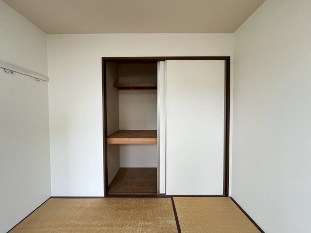 テンダーヴィラB棟の収納