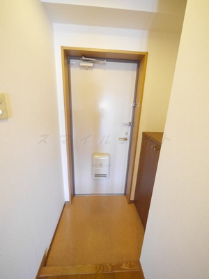 【玄関】 | ヒルサイドクラタ