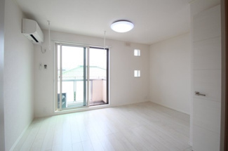 【寝室】 | メゾテラスM2 | 落ち着いた色調の寝室です