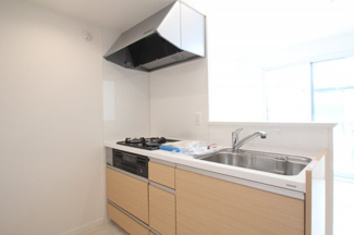 【キッチン】 | メゾテラスM2 | 家族と会話をしながらお料理ができるカウンターキッチン