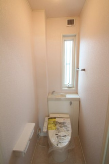 【トイレ】 | メゾテラスM2 | 今や必須アイテムの温水洗浄便座♪