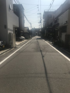 【前面道路含む現地写真】