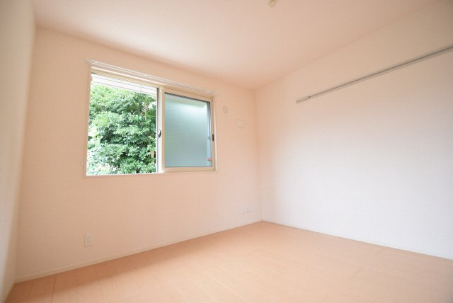 Ｌａ　Ｃａｓａの居間・リビング|風通しの良いお部屋です
