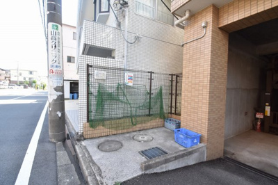 【その他共用部分】 | ラコスタ7元住吉 | ゴミ置場