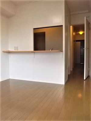 【居間・リビング】 | 古市場３ | カウンターキッチンのダイニングルーム