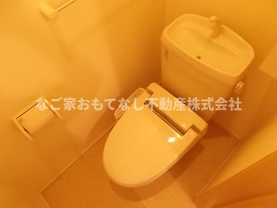 【トイレ】 | アロッジオセレノ | ウォシュレット付き。