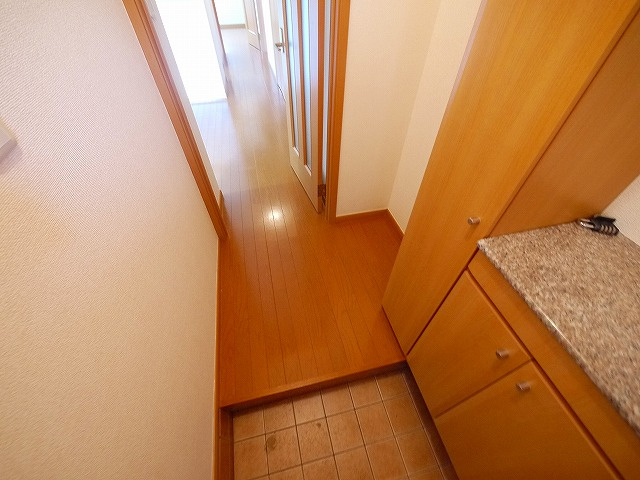 カルム　プロムナードの玄関|ゆったりとした玄関です