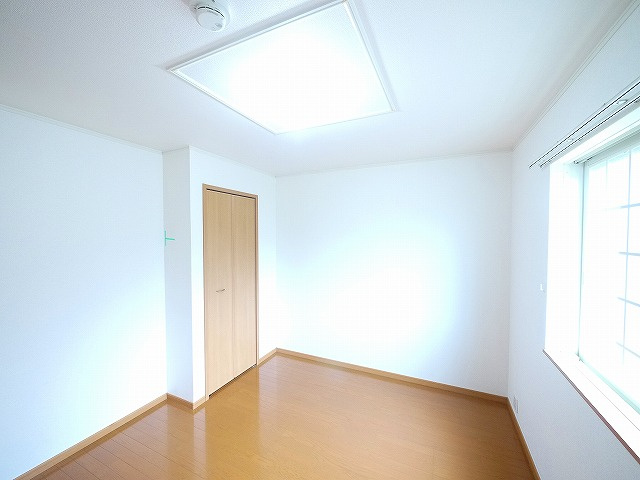 カルム　プロムナードの寝室|使い勝手のいい洋室です