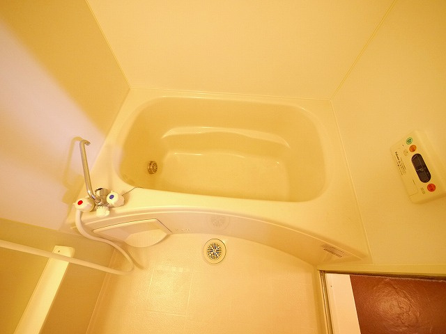 カルム　プロムナードの浴室|日々の疲れを癒すお風呂付です