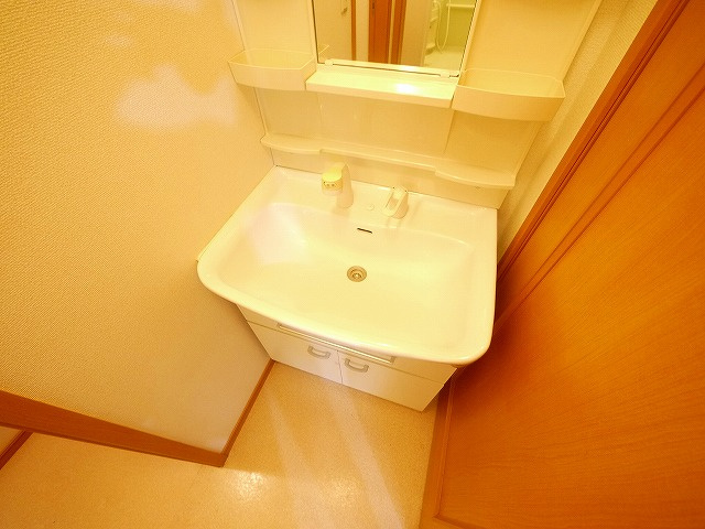 カルム　プロムナードの洗面所|脱衣スペースもあります