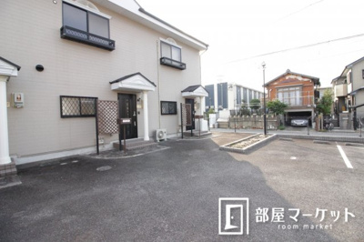 【駐車場】 | メゾネット高上