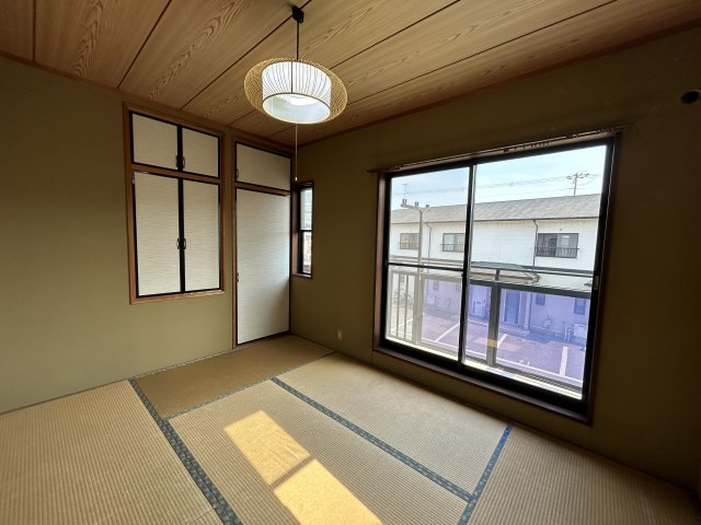 グリーンハイツA棟の和室|同物件別号室